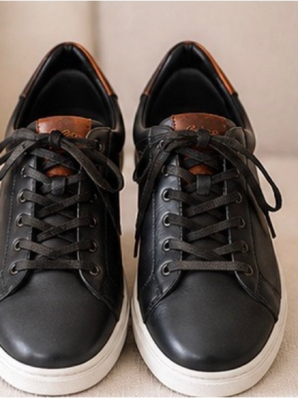 Oxford Black Leather Boat Shoes with Brown Accent